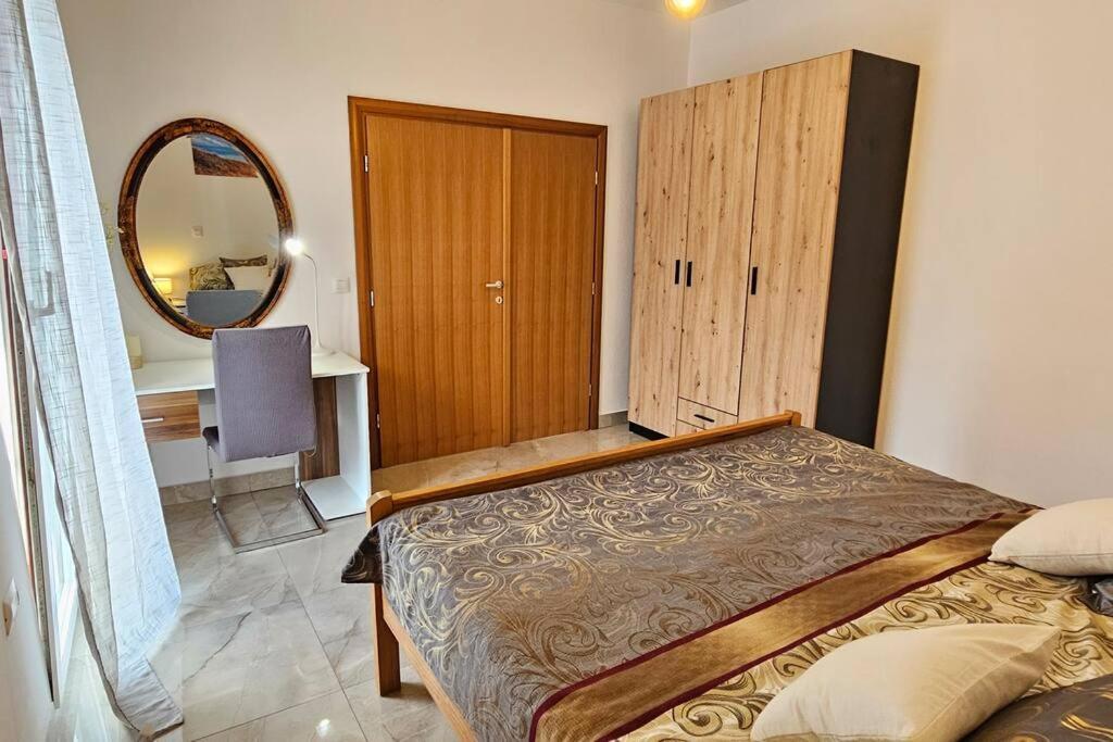 Apartmani Mira Задар Екстер'єр фото